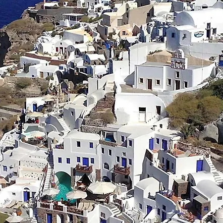 Charming Naxos With Seperate Bedroom Modern Furnishing Close To The Saint George Hotel